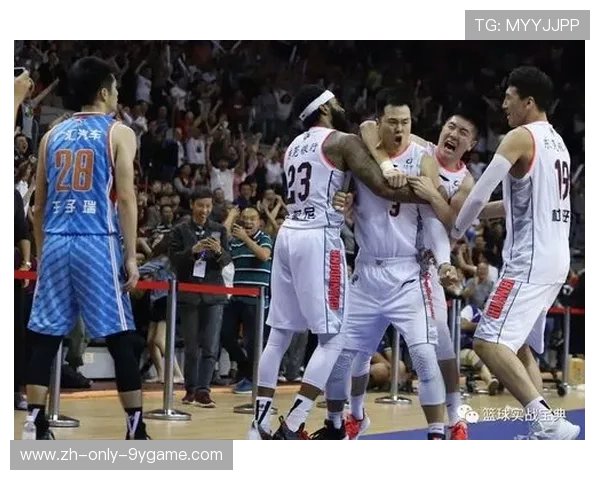 伤退八个月后复出即拿三双